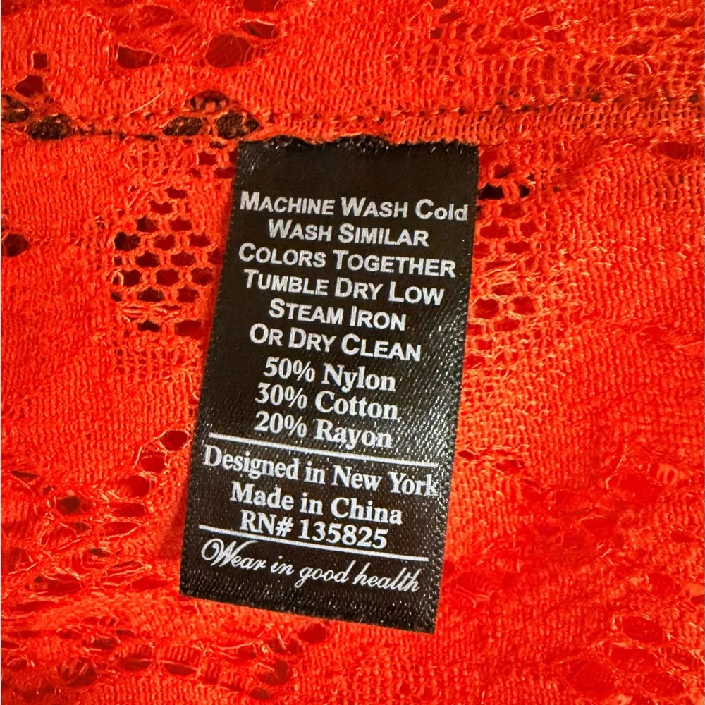 ❤️No. 6 Store Diedre Red Lace Polo Shirt w/ Button Down. Size Medium - Picture 11 of 11